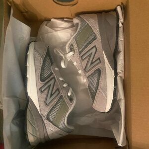 Toddler New Balance 990 Size 6